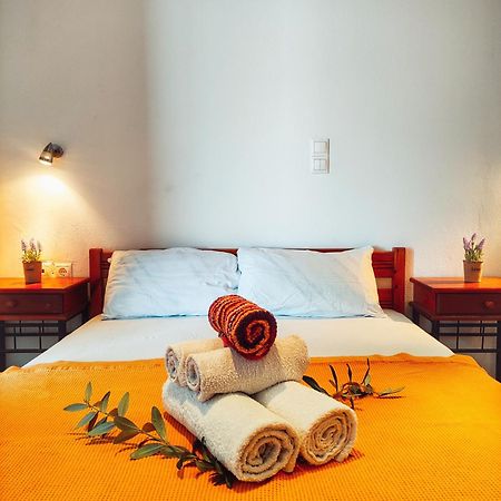 Rena'S Rooms Μελίντα Melinta ห้อง รูปภาพ