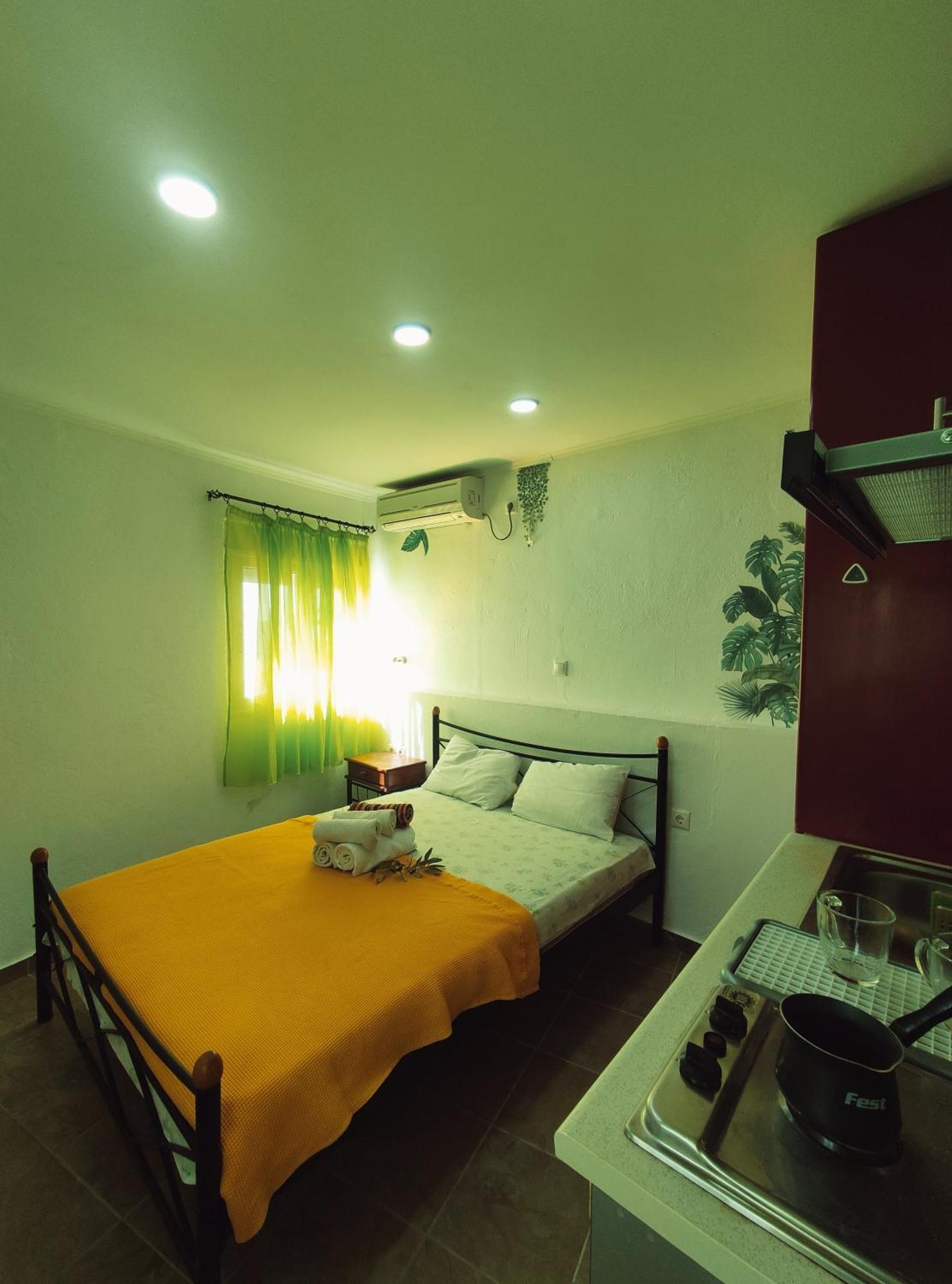Rena'S Rooms Μελίντα Melinta ห้อง รูปภาพ