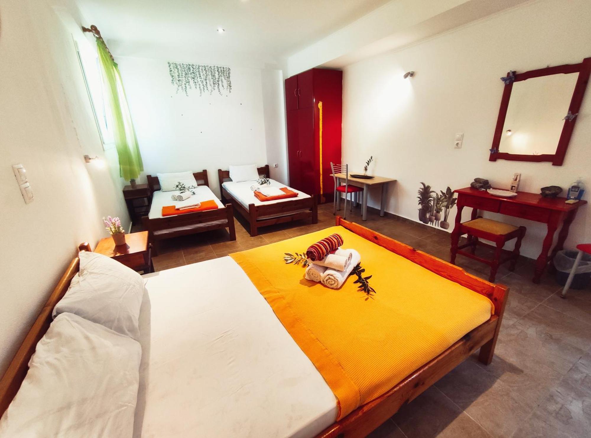 Rena'S Rooms Μελίντα Melinta ห้อง รูปภาพ