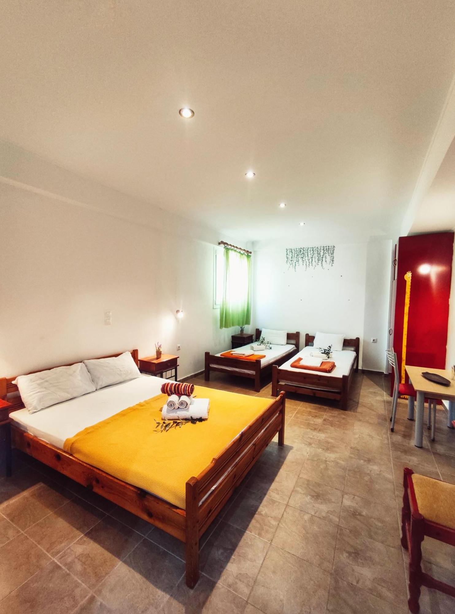 Rena'S Rooms Μελίντα Melinta ห้อง รูปภาพ